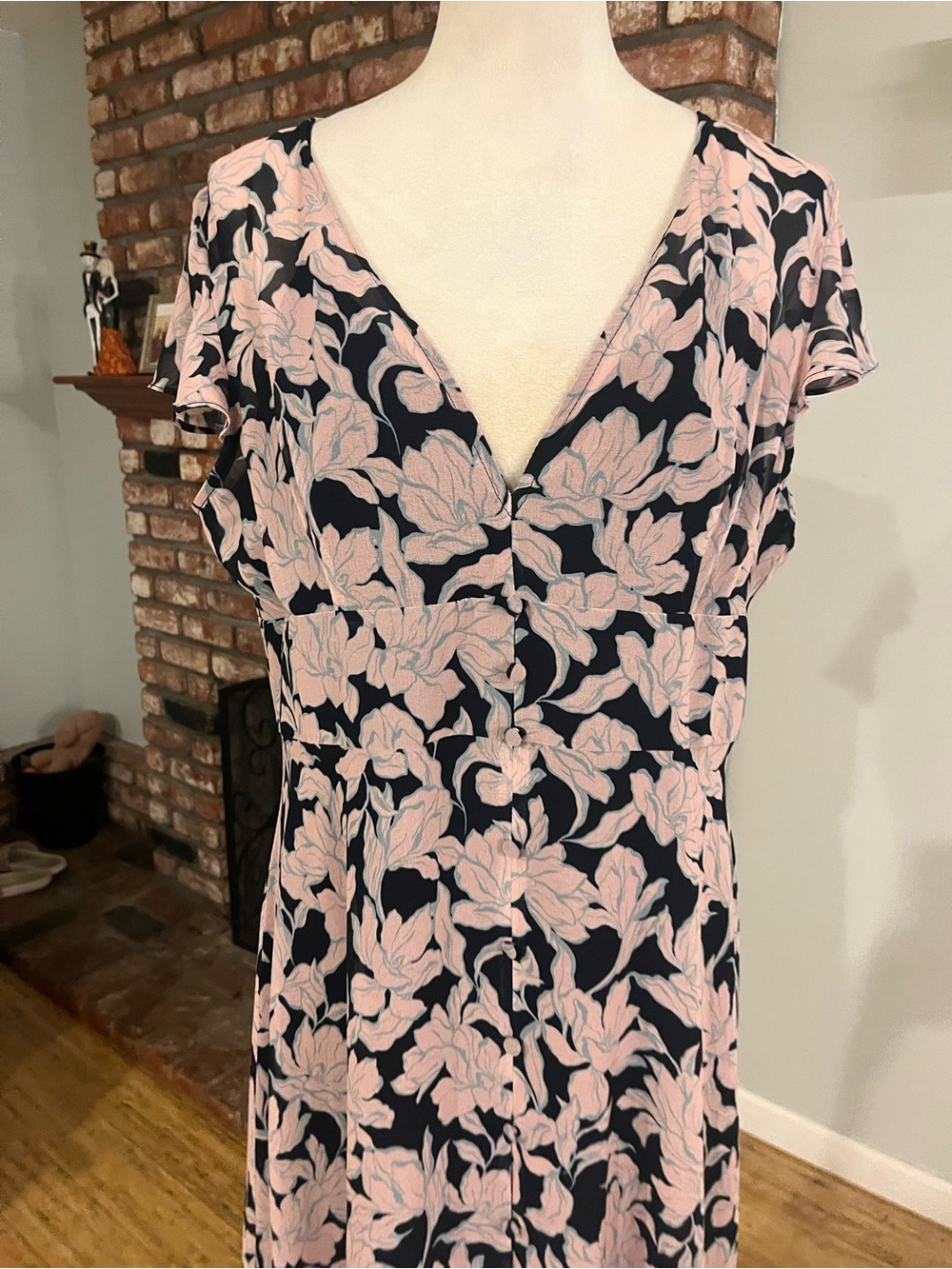 Hutch $198 PTP 22 Navy Maxi Dress with Blush Floral Print - Picture 5 of 7